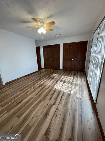 5003 Pineview Terrace, Fayetteville, GA 30214