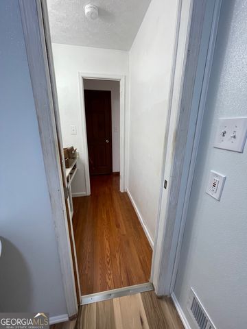5003 Pineview Terrace, Fayetteville, GA 30214