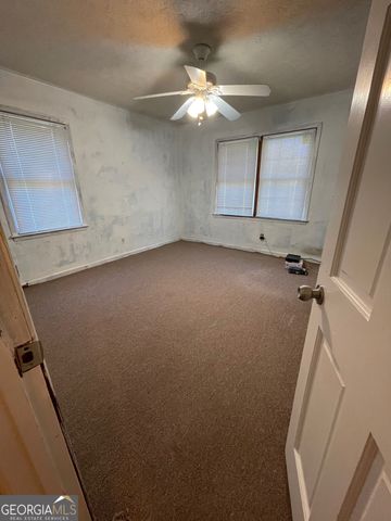 5003 Pineview Terrace, Fayetteville, GA 30214