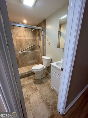 5003 Pineview Terrace, Fayetteville, GA 30214