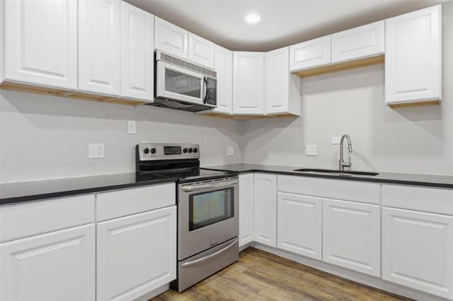 211 Michigan Avenue, Sulphur, LA 70663