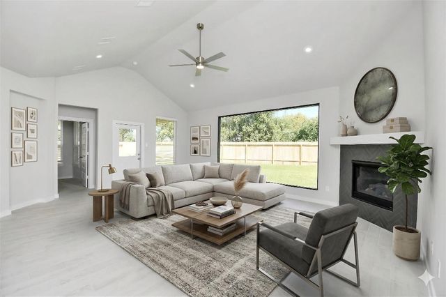 15702 Telge Green Court, Cypress, TX 77429