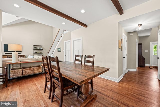 1 FAIRWIND LN, Exton, PA 19341