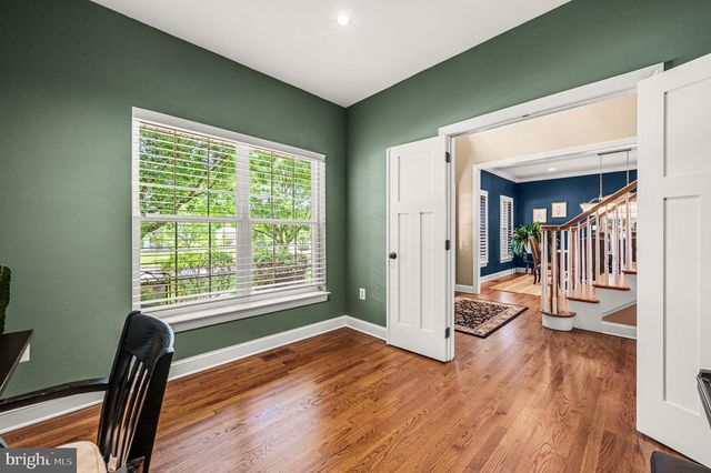 1 FAIRWIND LN, Exton, PA 19341