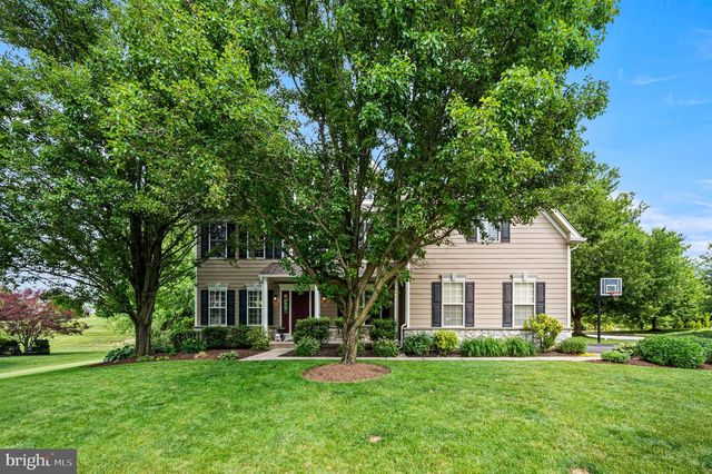 1 FAIRWIND LN, Exton, PA 19341