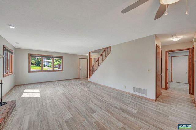 20216 N Shore Drive, Eagle, NE 68430