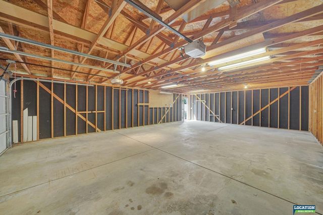 20216 N Shore Drive, Eagle, NE 68430