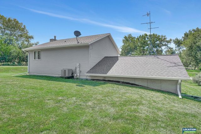 20216 N Shore Drive, Eagle, NE 68430