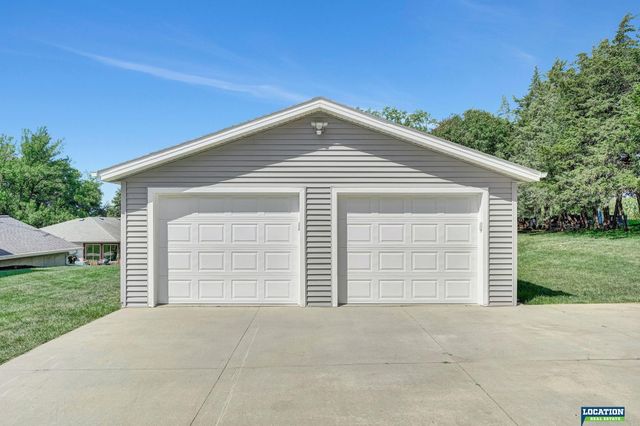 20216 N Shore Drive, Eagle, NE 68430