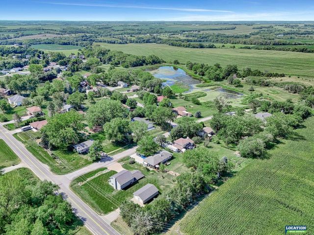 20216 N Shore Drive, Eagle, NE 68430