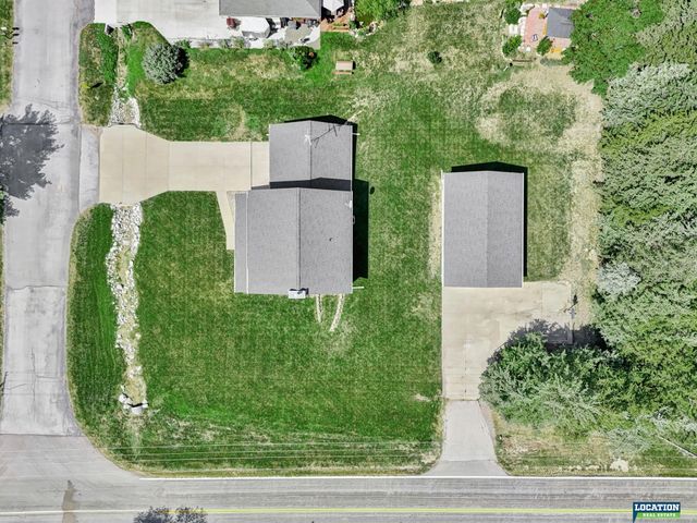 20216 N Shore Drive, Eagle, NE 68430