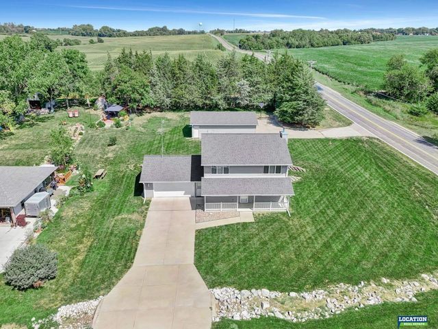 20216 N Shore Drive, Eagle, NE 68430