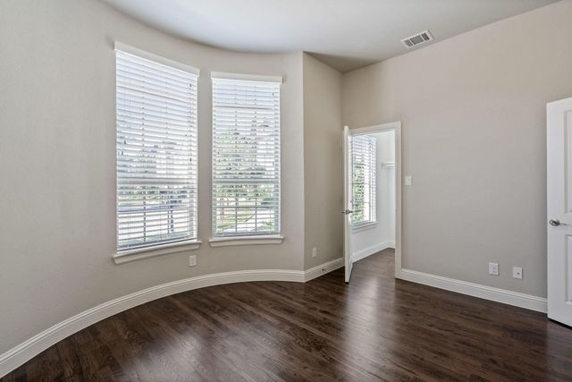 402 Montpelier Drive, Southlake, TX 76092