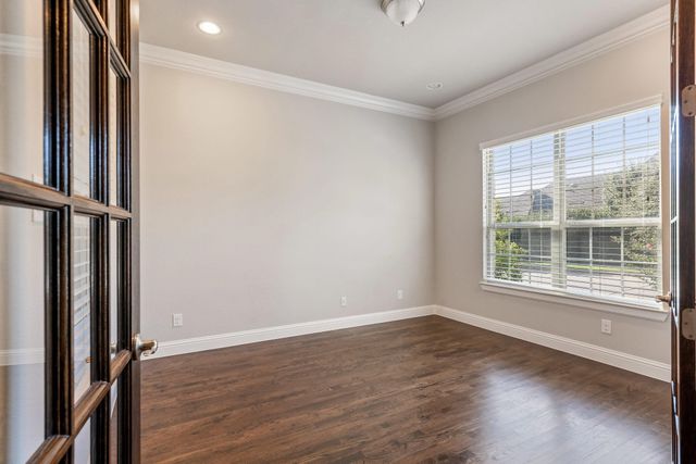 402 Montpelier Drive, Southlake, TX 76092