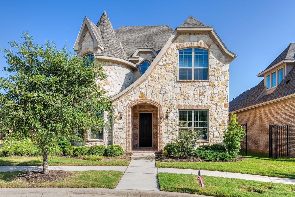 402 Montpelier Drive, Southlake, TX 76092