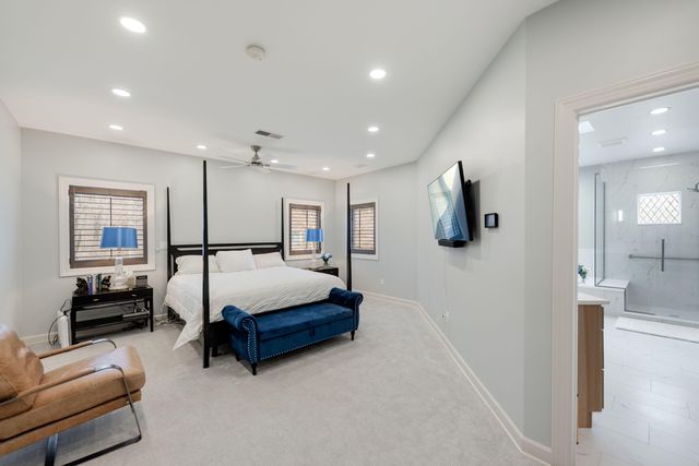 12 S Broadway, Beverly Shores, IN 46301