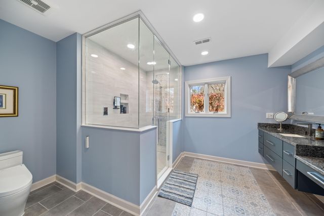 12 S Broadway, Beverly Shores, IN 46301