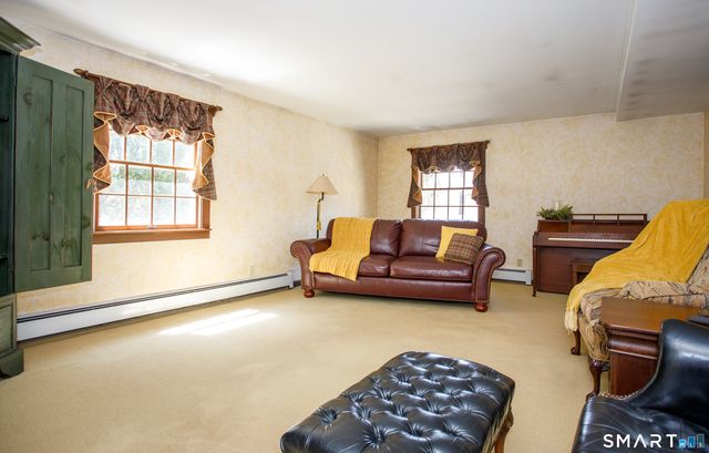 183 Old Canterbury Turnpike, Norwich, CT 06360