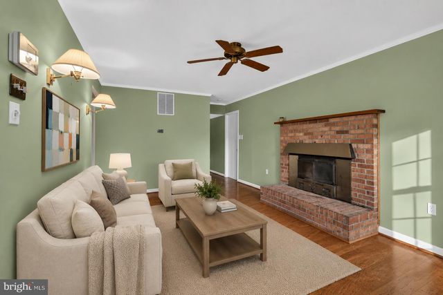 8601 JACKSON AVE, Manassas, VA 20110