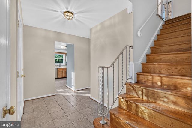8601 JACKSON AVE, Manassas, VA 20110