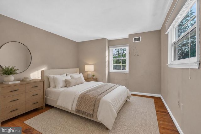 8601 JACKSON AVE, Manassas, VA 20110