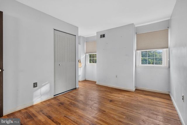 8601 JACKSON AVE, Manassas, VA 20110