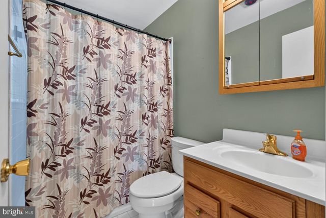 8601 JACKSON AVE, Manassas, VA 20110