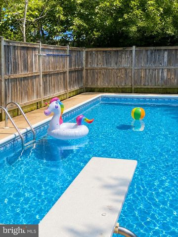 8601 JACKSON AVE, Manassas, VA 20110