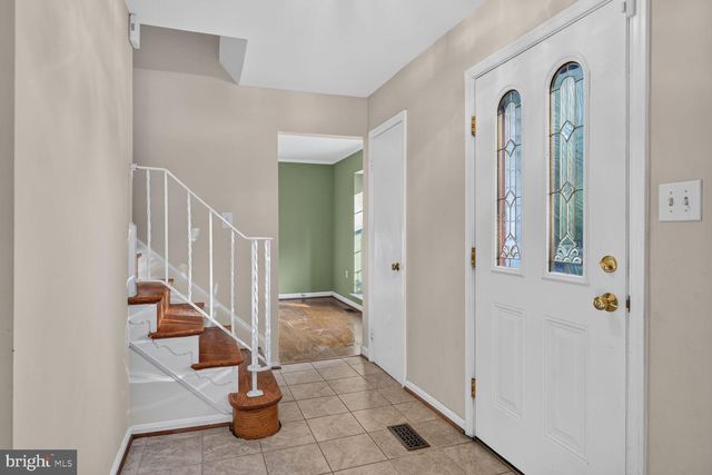 8601 JACKSON AVE, Manassas, VA 20110