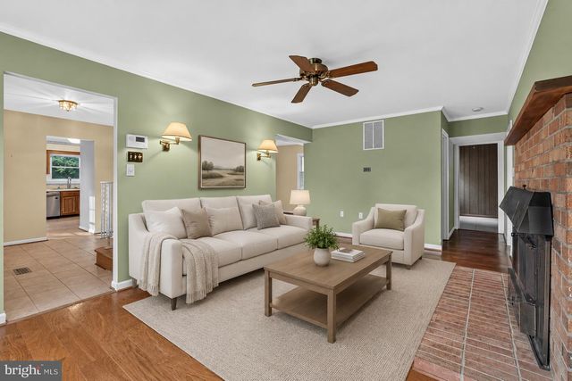 8601 JACKSON AVE, Manassas, VA 20110