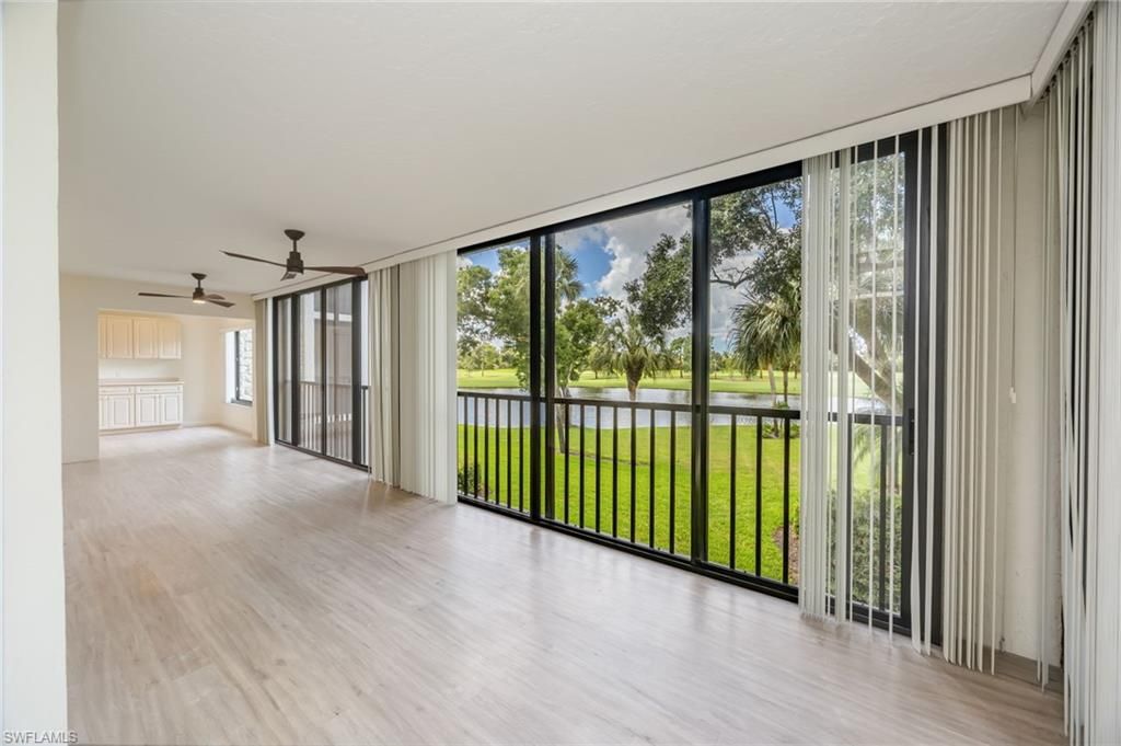 425 Wildwood LN, NAPLES, FL 34105 — photo 4
