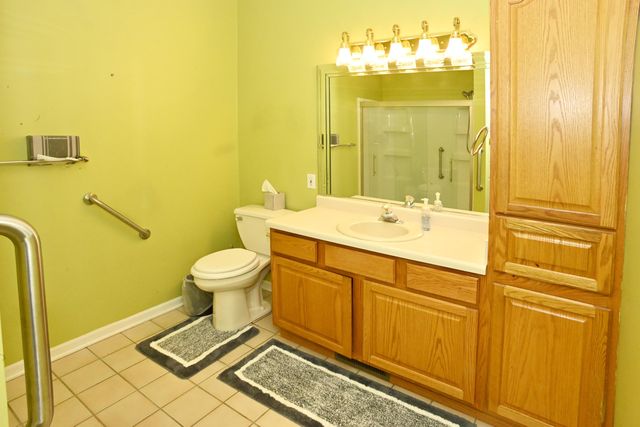 192 Heather Lane, Hobart, IN 46342