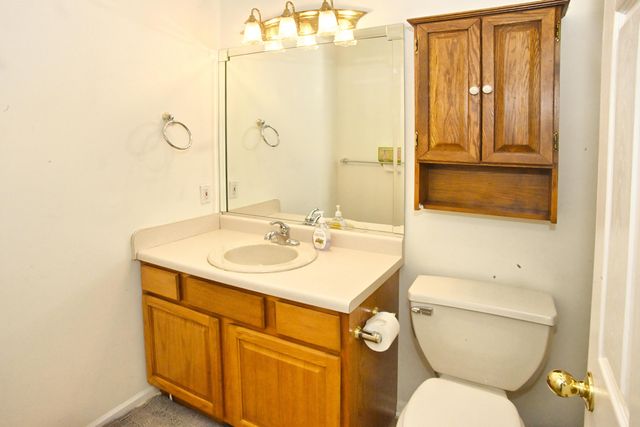 192 Heather Lane, Hobart, IN 46342