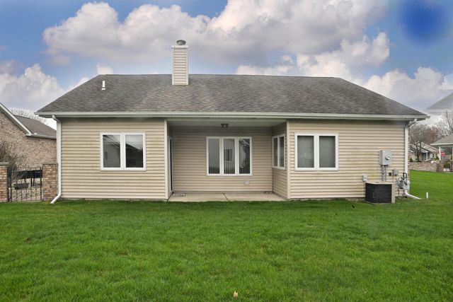 192 Heather Lane, Hobart, IN 46342