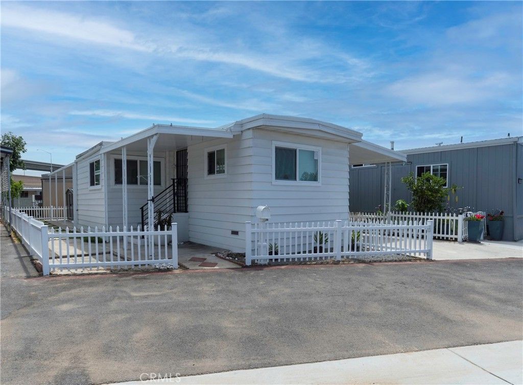 107 S Portola Lane, Tustin, CA 92780 — exterior