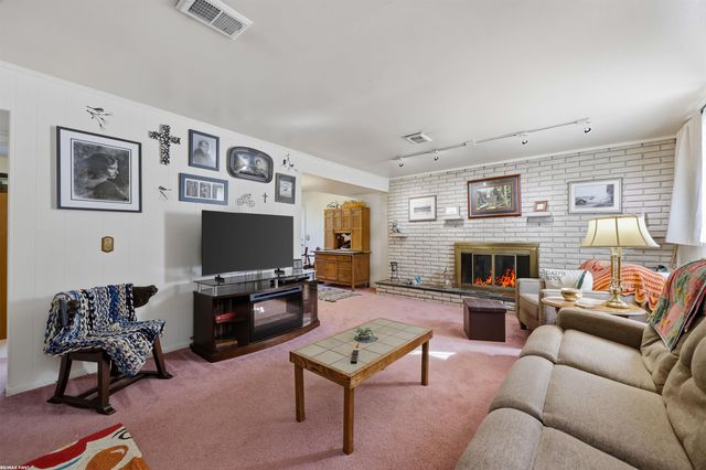 23655 Southland Street, Clinton Twp, MI 48036