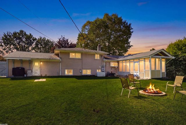 23655 Southland Street, Clinton Twp, MI 48036