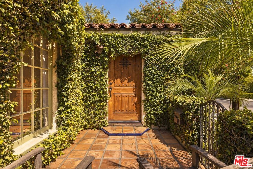 8215 Clinton Street, Los Angeles, CA 90048 — photo 3