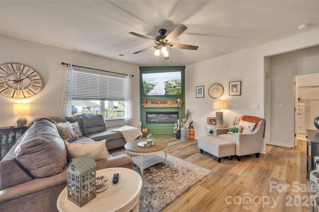 3020 Sassafras Trail, Gastonia, NC 28056