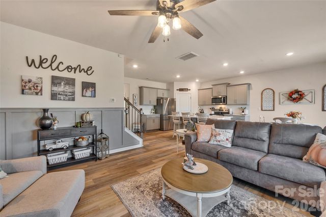 3020 Sassafras Trail, Gastonia, NC 28056