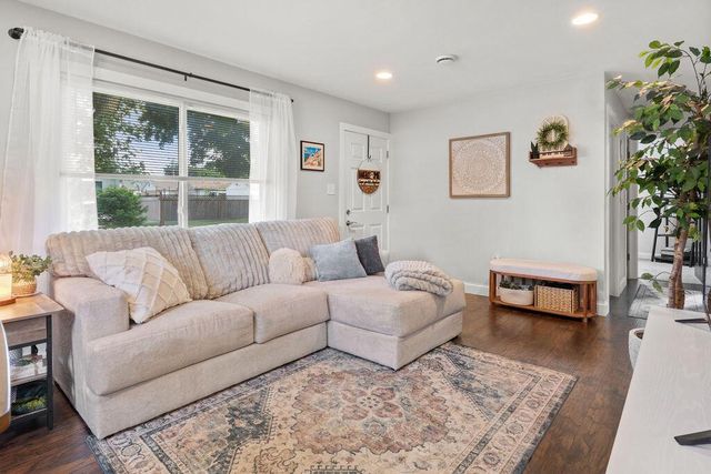 8435 W Concordia AVENUE, Milwaukee, WI 53222