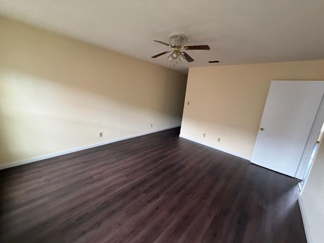 3974 Belle Park Drive 3974, Houston, TX 77072