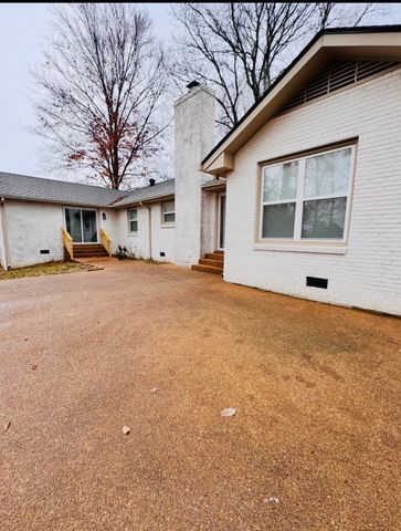 113 Millbrook Rd, Hendersonville, TN 37075