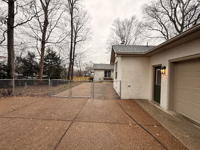 113 Millbrook Rd, Hendersonville, TN 37075