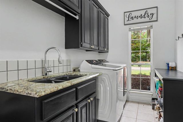 13801 Plantation Way, Edmond, OK 73013