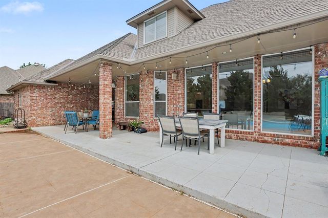 13801 Plantation Way, Edmond, OK 73013