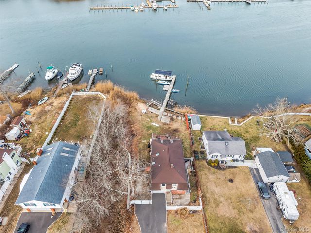 13 Riverside Avenue, Mastic Beach, NY 11951