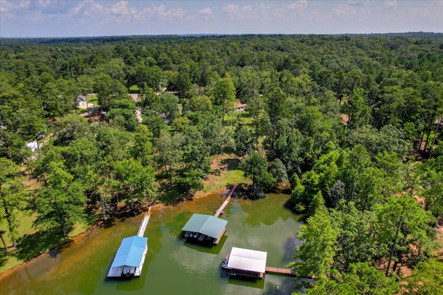 1129 Lakeside Drive, Lincolnton, GA 30817