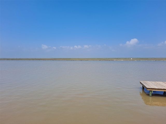 2281 County Road 230, Sargent, TX 77414