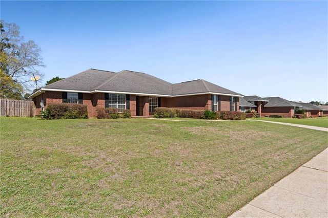 9812 Brooklyns Way S, Semmes, AL 36575
